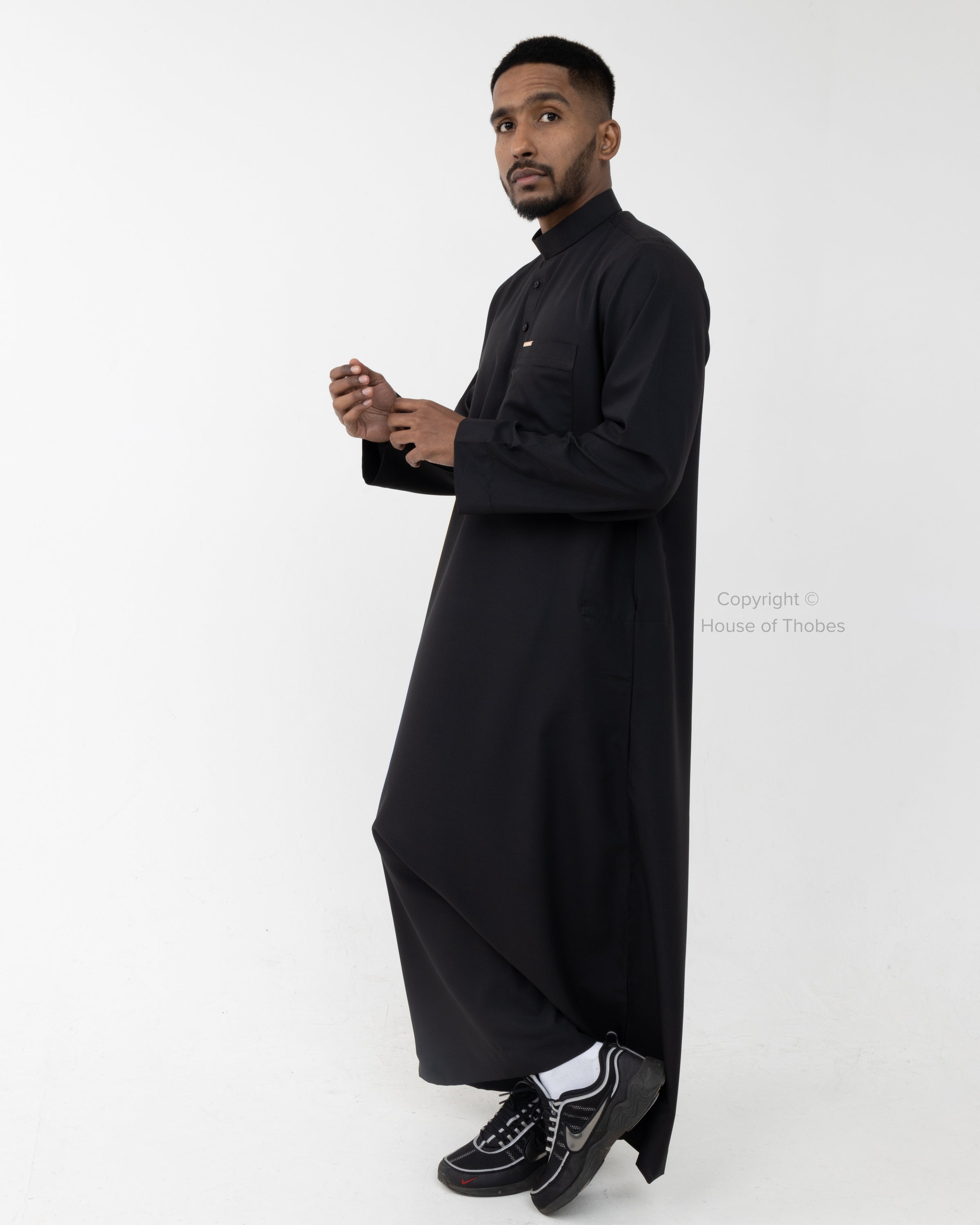 Collared Thobe Premium Black Saudi Collar Thobe #MSC2 – House of Thobes