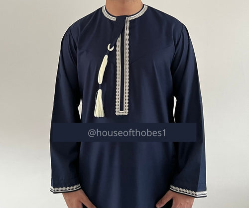 Luxury Navy Embroidered Omani Thobe