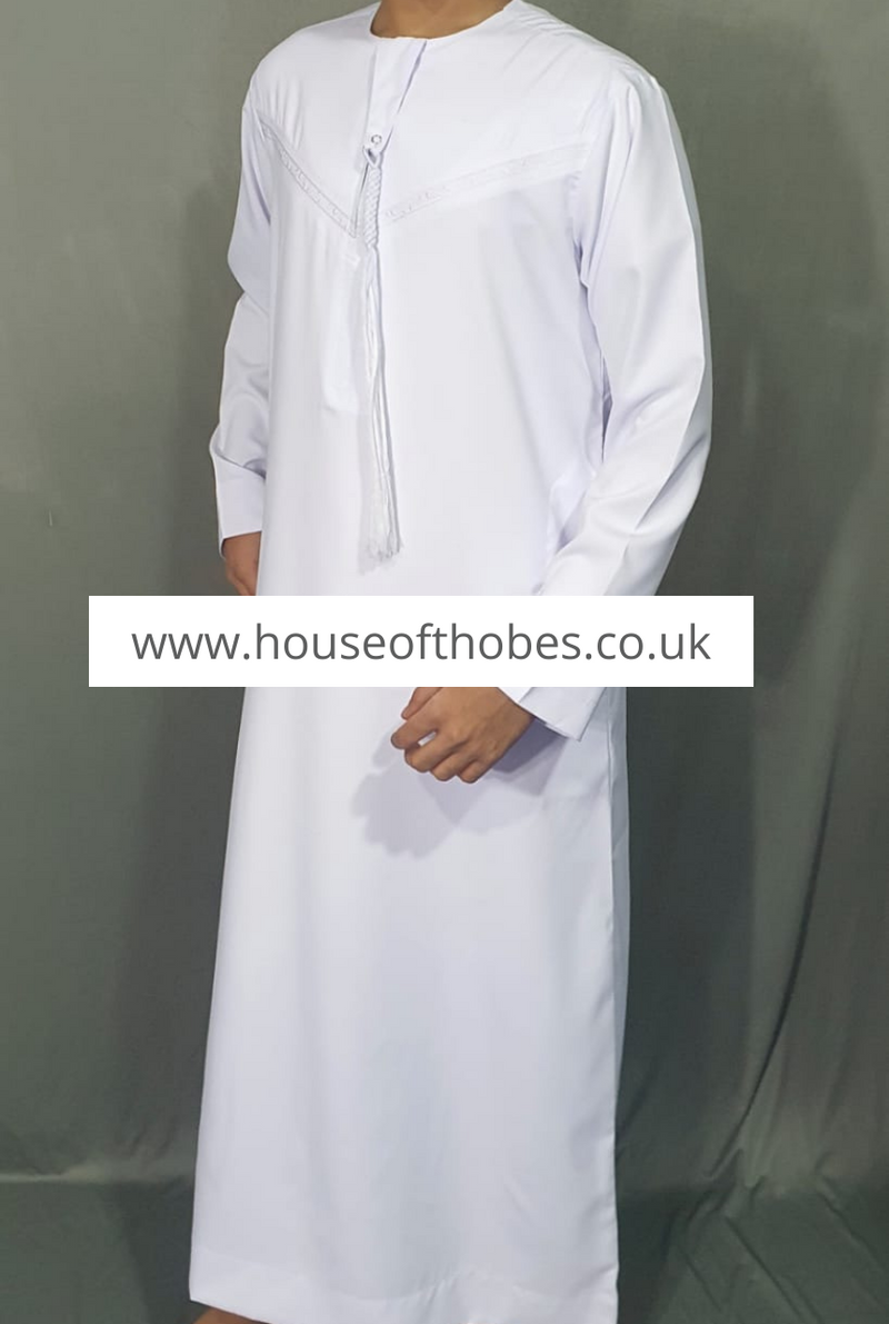 White Non-Shiny Omani Tassel Thobe