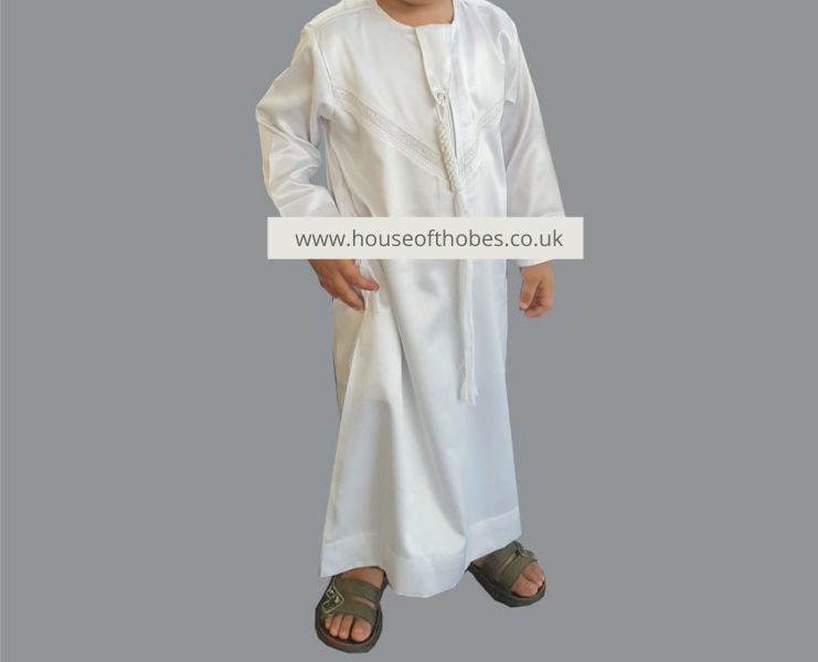 Boy's White Silky Omani Tassel Thobe